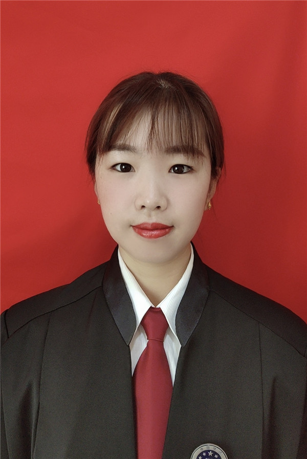 魏向丽